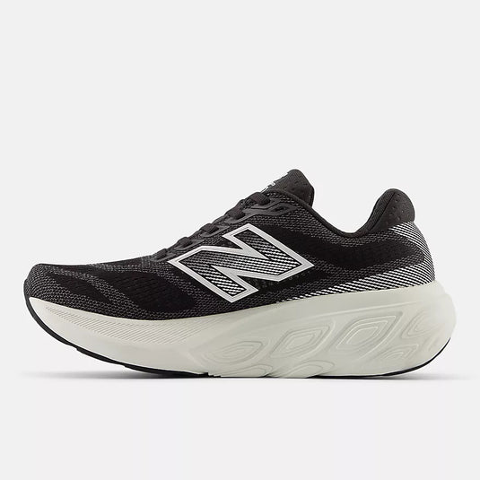 New Balance Women's Fresh Foam 880v15 BLACK/ WHITE