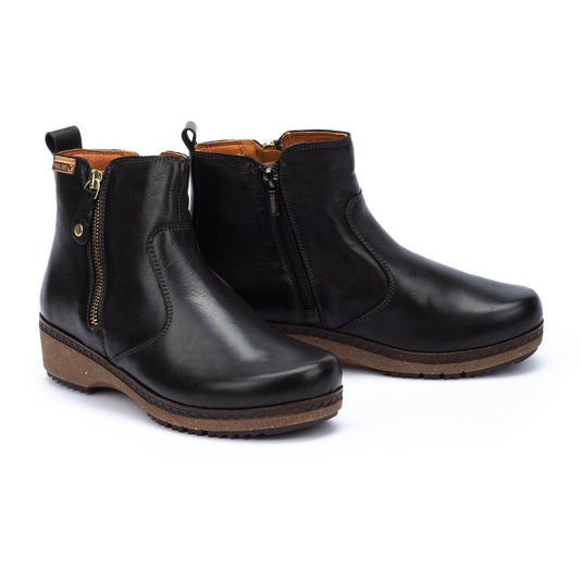 Pikolinos GRANADA Women's casual ankle boots - Black