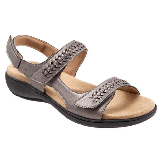 Trotters Women's Romi Woven Sandals Pewter Metallic