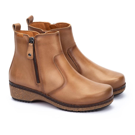 Pikolinos Women’s Granada Leather Zip Ankle Boots Castor