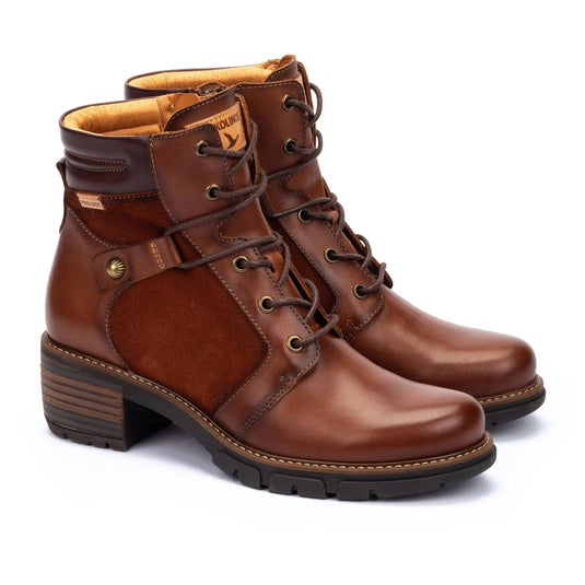Pikolinos women's SAN SEBASTIA heeled lace-up ankle boots Cuero