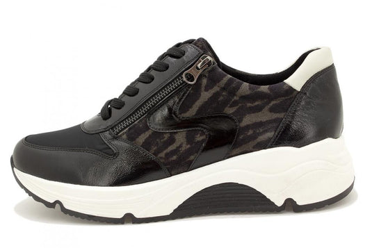 Piesanto Women's Black Patent Printed Sneaker 225726