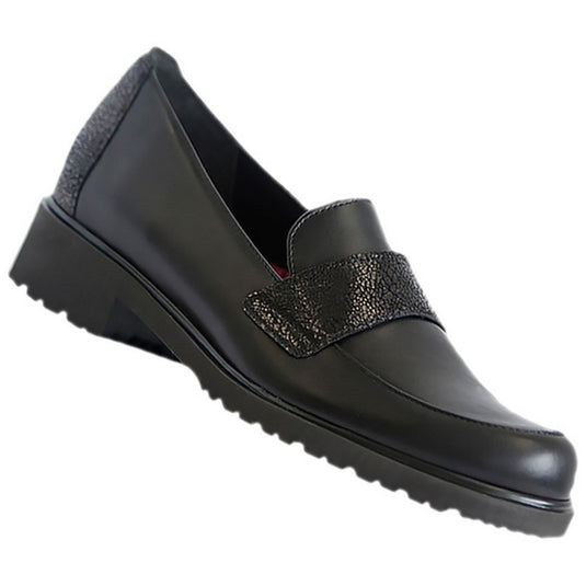 Munro Women's Geena Slip-on Black leather