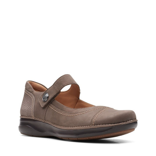 Clarks Women's Appley Walk Taupe Nubuck