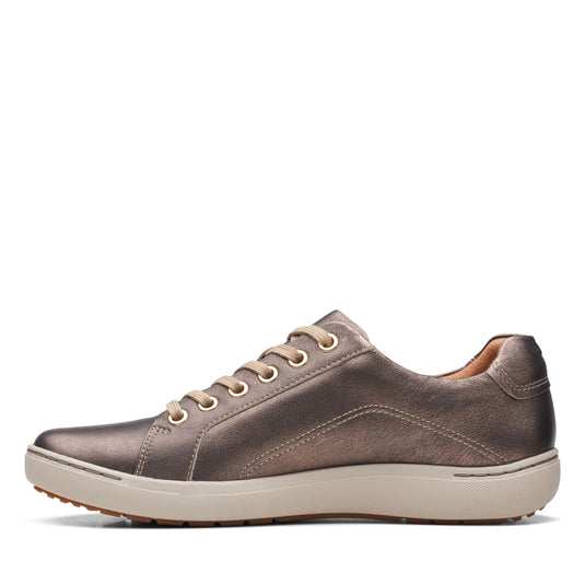 Clarks Women's Nalle Lace Bronze Metallic