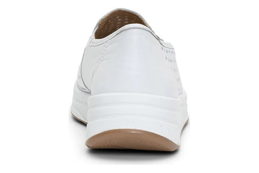 Ara Women's Sandy Slip-on Shoe White