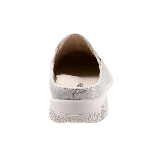 Trotters Women's Uma Silver