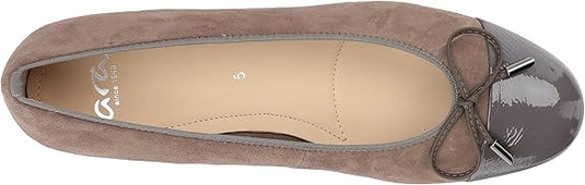 ARA Women's Betty flat shoe Alapaca Suede