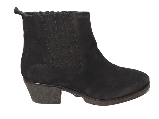Kanna Women's Chelsea mid calf bootie Black Suede