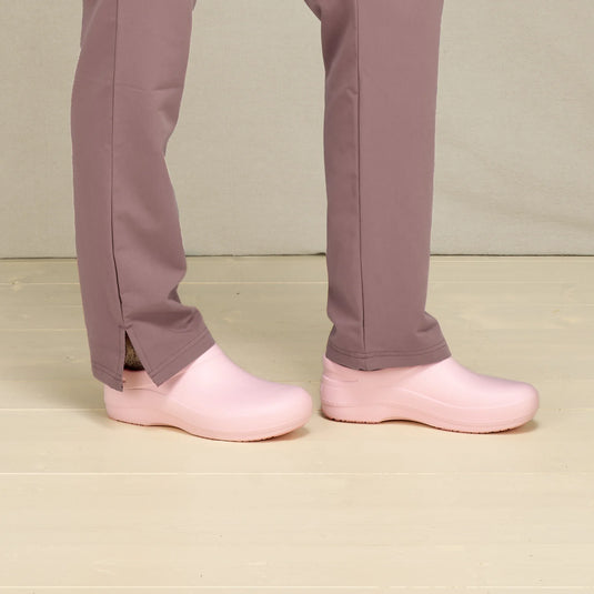 Dansko Women's Kaci Molded Clogs Pink