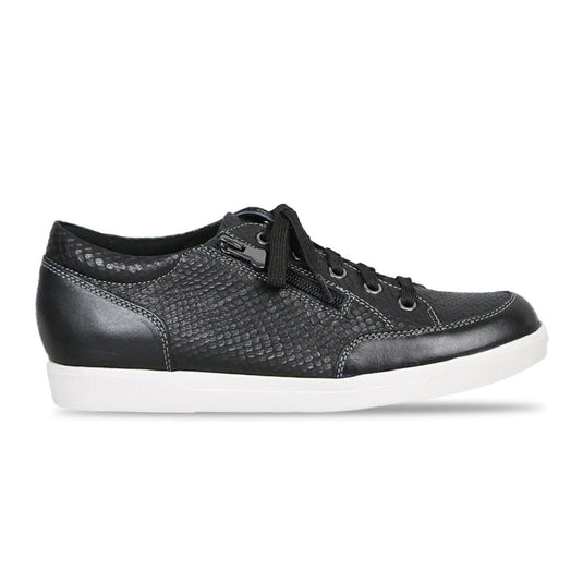Munro Women's Gabbie Black Snake