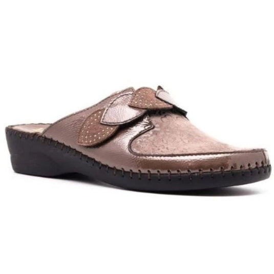 La Plume Women's Garden Taupe