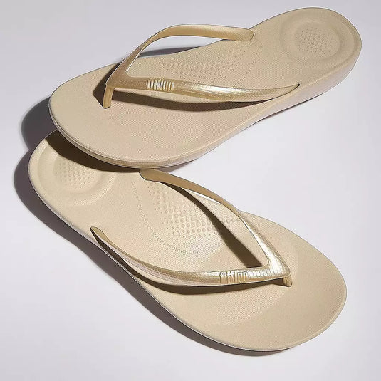 Fitflop iQUSHION Ergonomic Flip-Flops Gold
