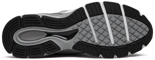 New Balance Women's 990v4