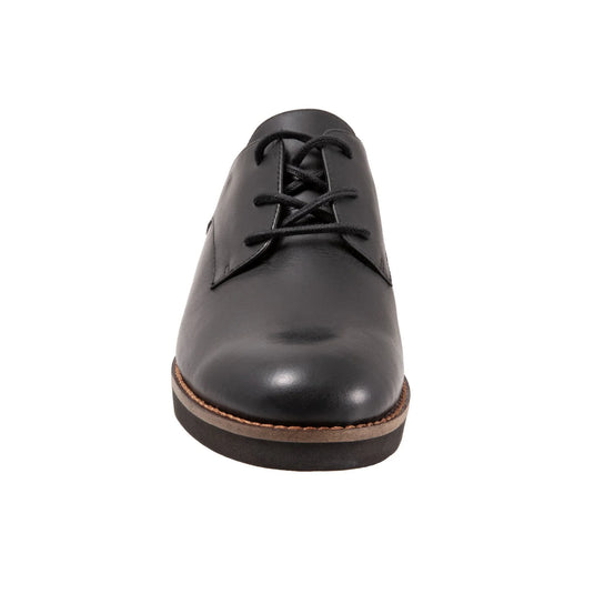 Softwalk Women's Willis Flat Shoe Black Leather