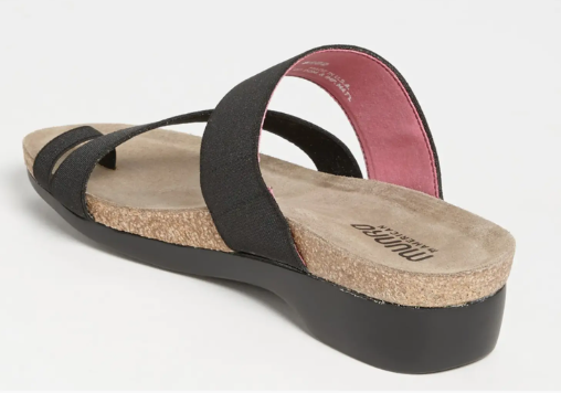 Munro Women's Aries Sandal Black Fabric