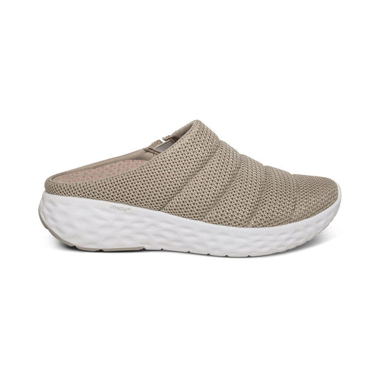 Aetrex Women's Harley Slip-On Sneakers Taupe