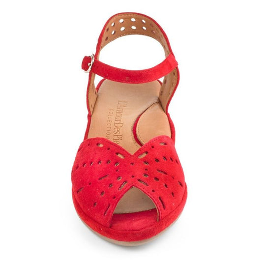 L'Amour Des Pieds Women's Brenn Sandals Red
