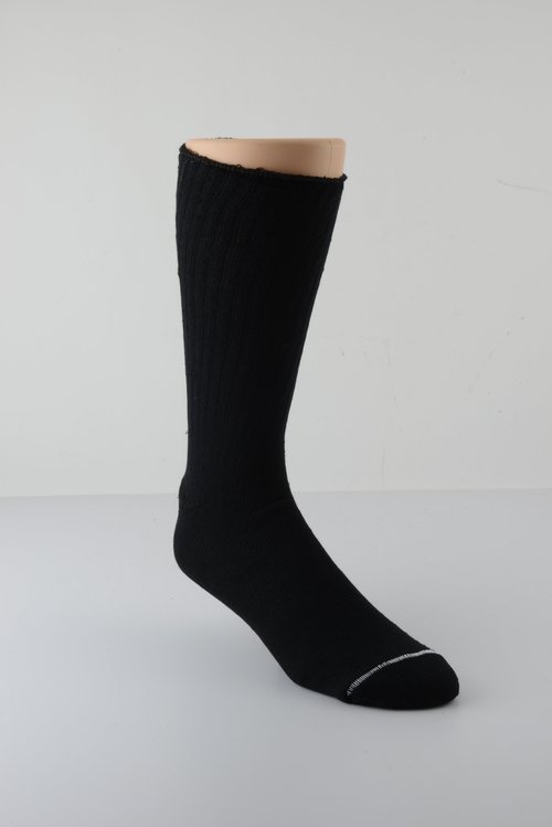 Foundation Diabetic Seam Free Crew Socks for Men/Women Black