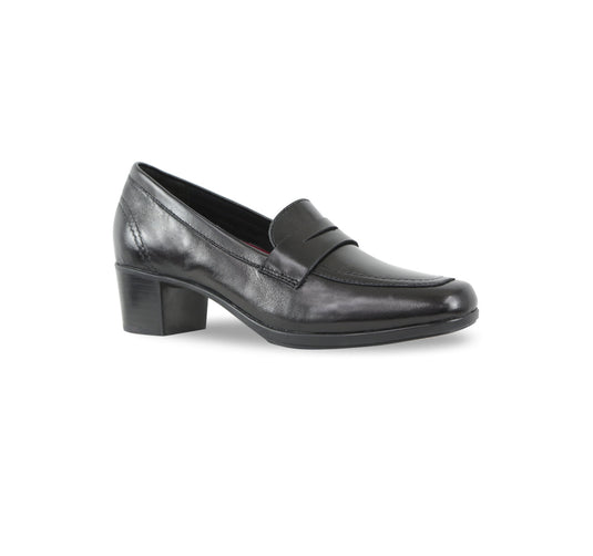 Munro Women's Ellis Loafer Black Lamb