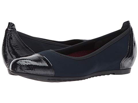 Munro Women's Henlee Navy Fabric/Patent