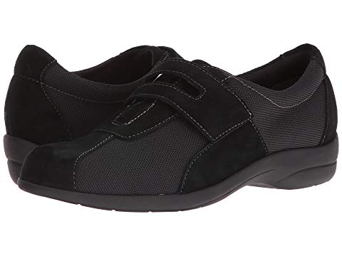 Munro Women's Joliet Black Fabric/Black Suede