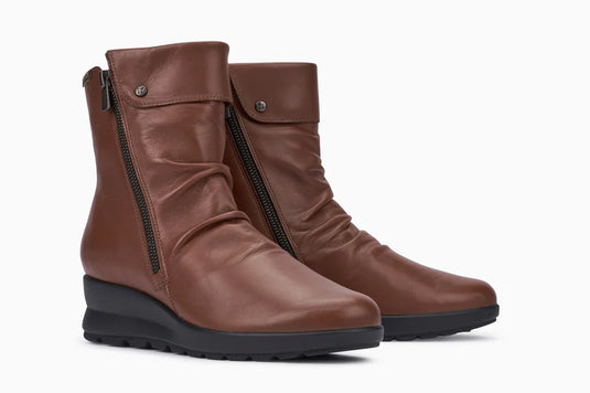 Mephisto Women's Phila Ankle Boot Hazelnut