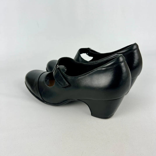 Clarks Women's Sugar Palm Dress Pump Black Leather