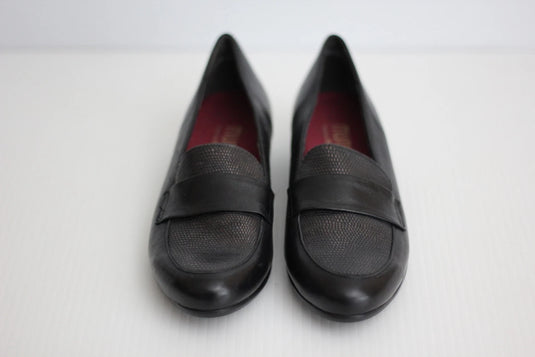 Munro Kiera Black Leather W/LIZARD