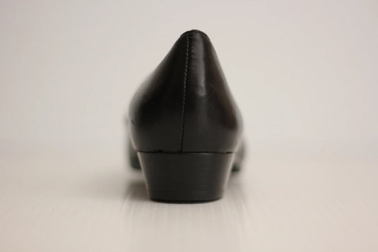 Munro Kiera Black Leather W/LIZARD