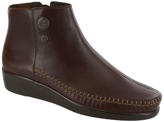 SAS Women's Jade Low Boot Walnut