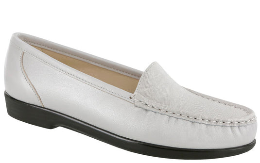 SAS Women's Simplify Silver Cloud