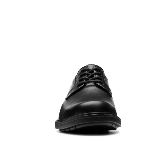 Clarks Men's Un Shire Low Black Leather