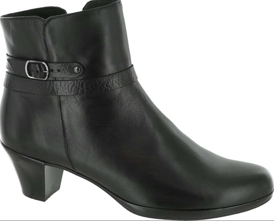 Munro-Womens-Dylan-Boots-Black-Leather