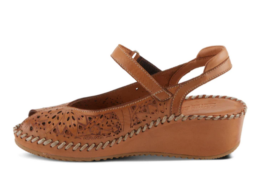 Spring Step Women's Santonio Camel