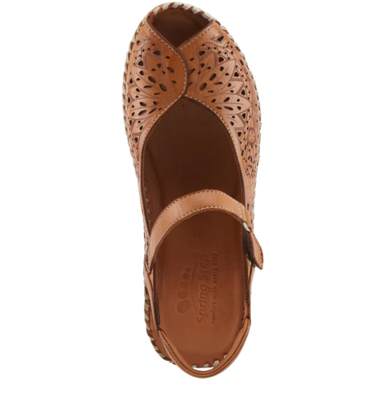 Spring Step Women's Santonio Camel