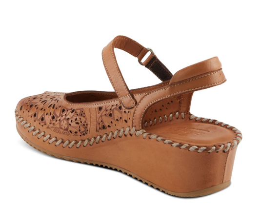 Spring Step Women's Santonio Camel