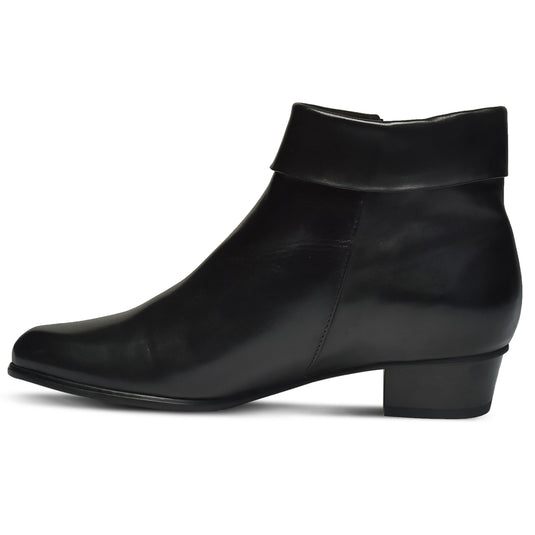 Spring Step Women's Stockholm Bootie Black Leather