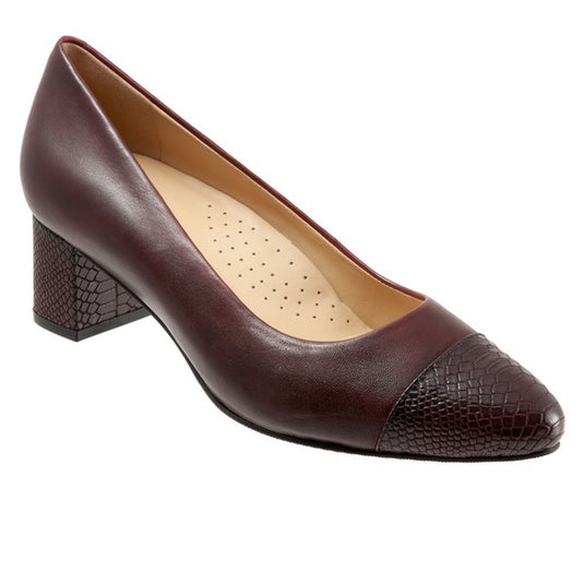 Trotters Women's Kiki Pump Burgundy