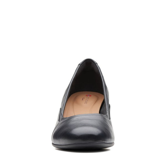 Clarks Women's Un Cosmo Step Black Leather