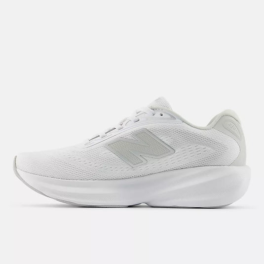New Balance Women's Fresh Foam 680v9 Sneaker White